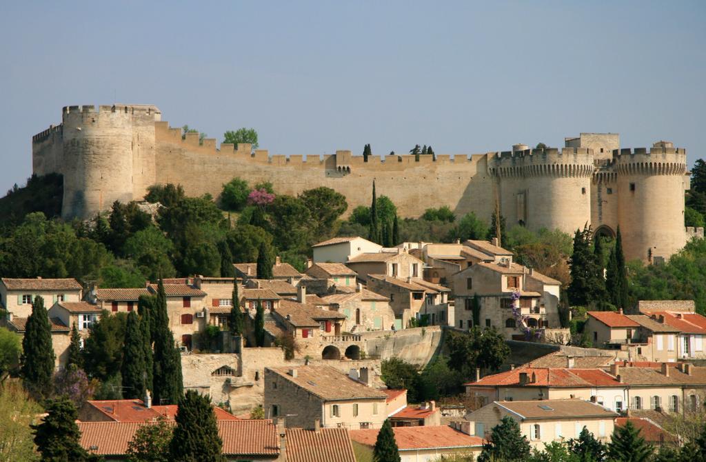 Le Clos Martin Apartment Eyragues Exterior photo